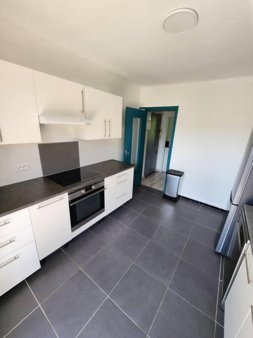 Appartement Deux Chambres 64M2 Avinhão Exterior foto